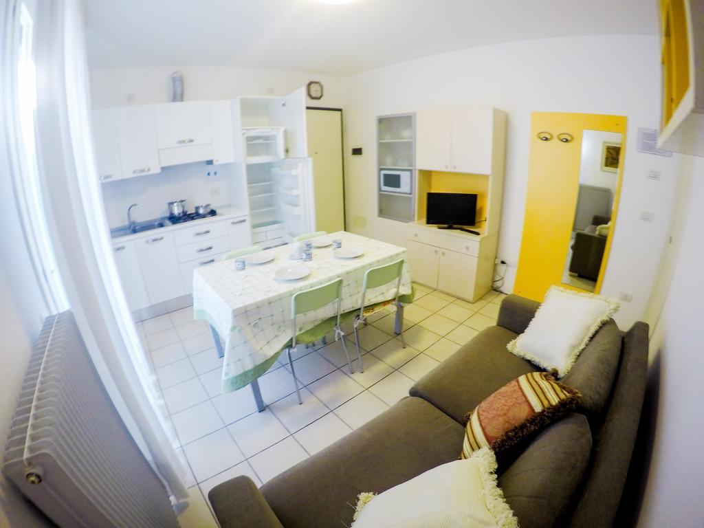 Residence Solemar - Agenzia Cocal Καόρλε Δωμάτιο φωτογραφία