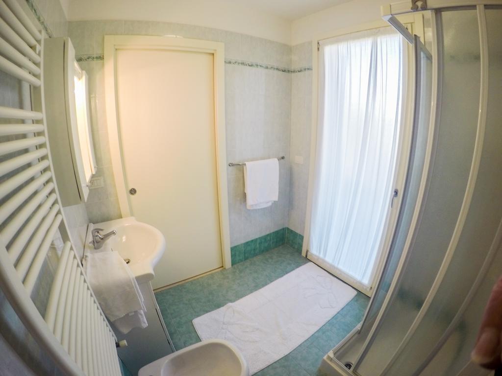 Residence Solemar - Agenzia Cocal Καόρλε Δωμάτιο φωτογραφία